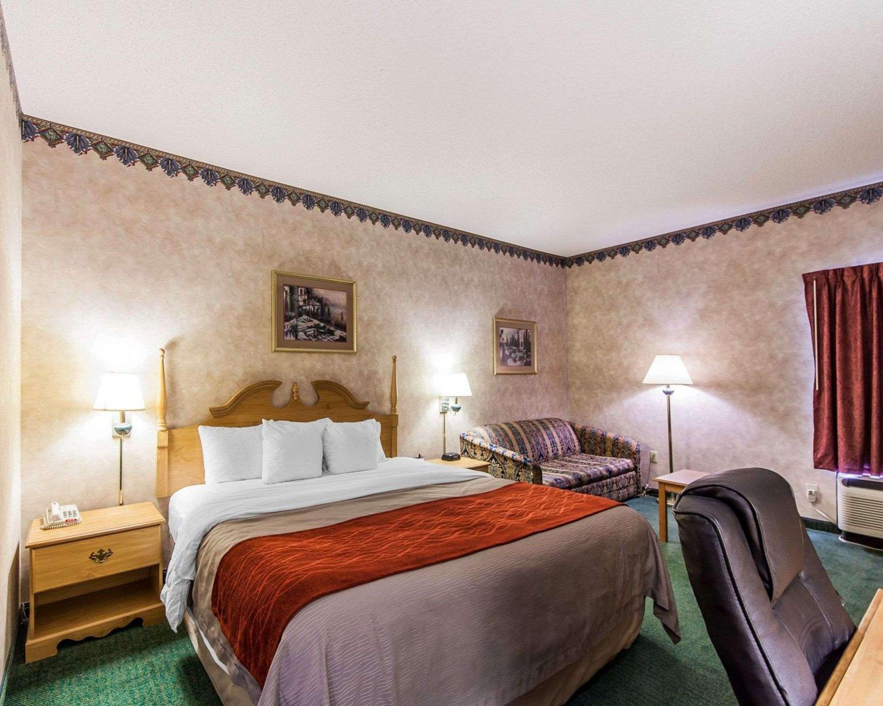 Econo Lodge Ньюпорт Экстерьер фото