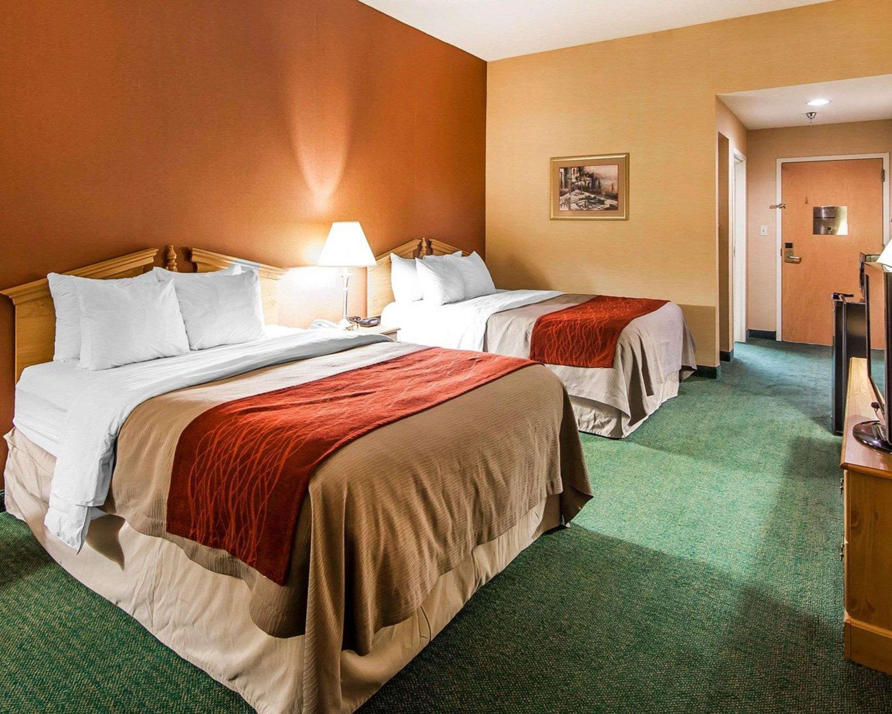 Econo Lodge Ньюпорт Экстерьер фото