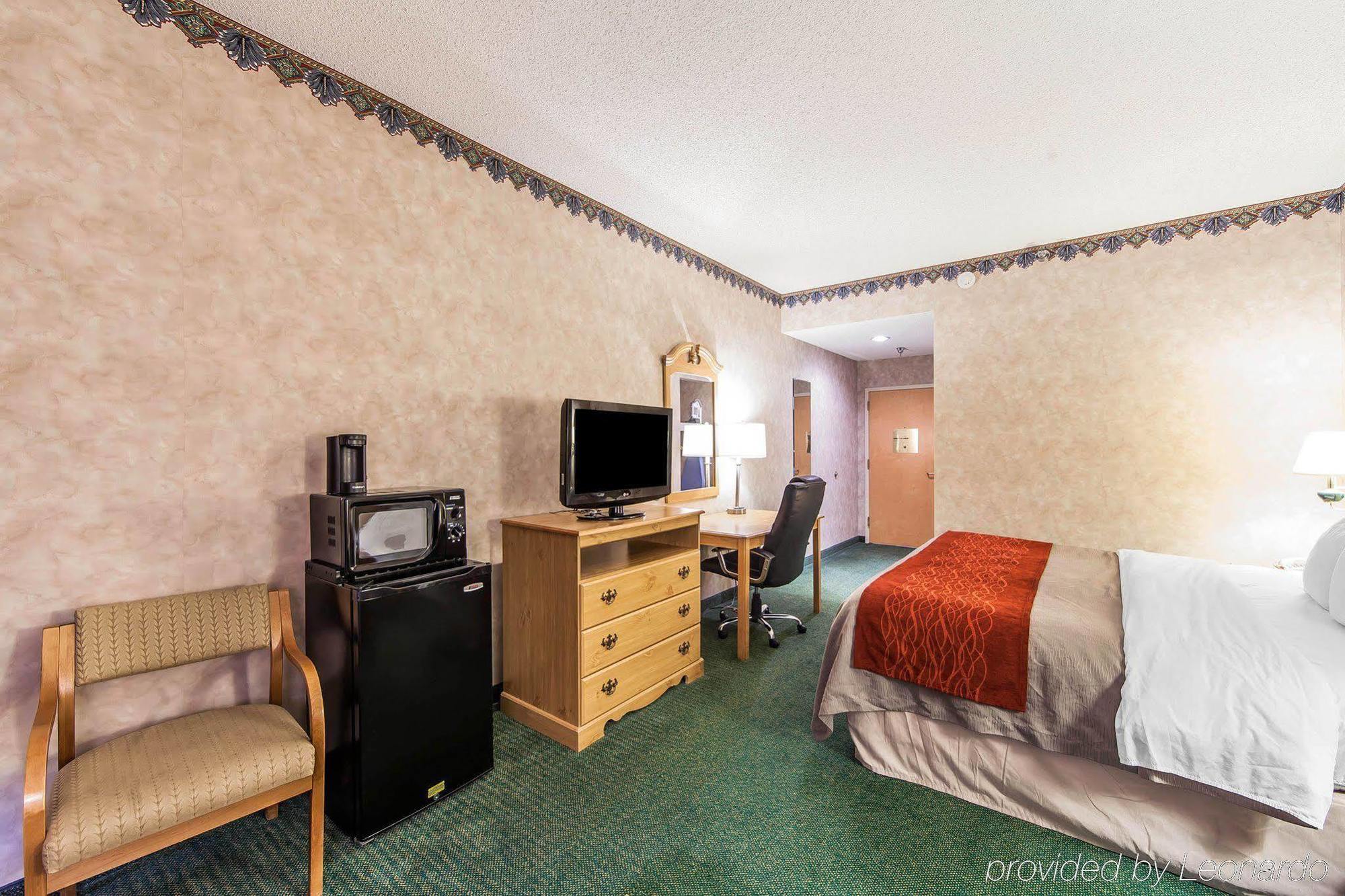 Econo Lodge Ньюпорт Экстерьер фото